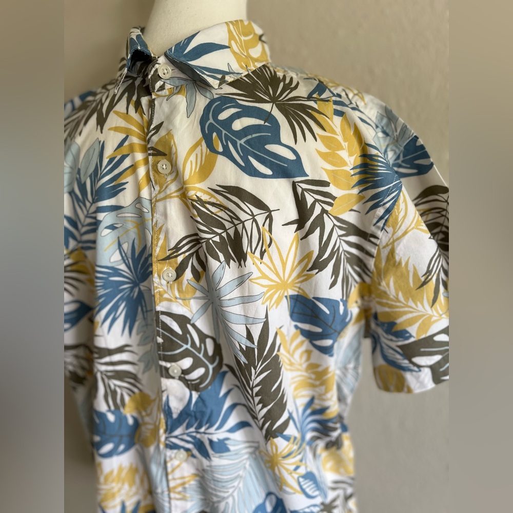 EXPRESS Tropical Button Down Shirt EUC - image 2